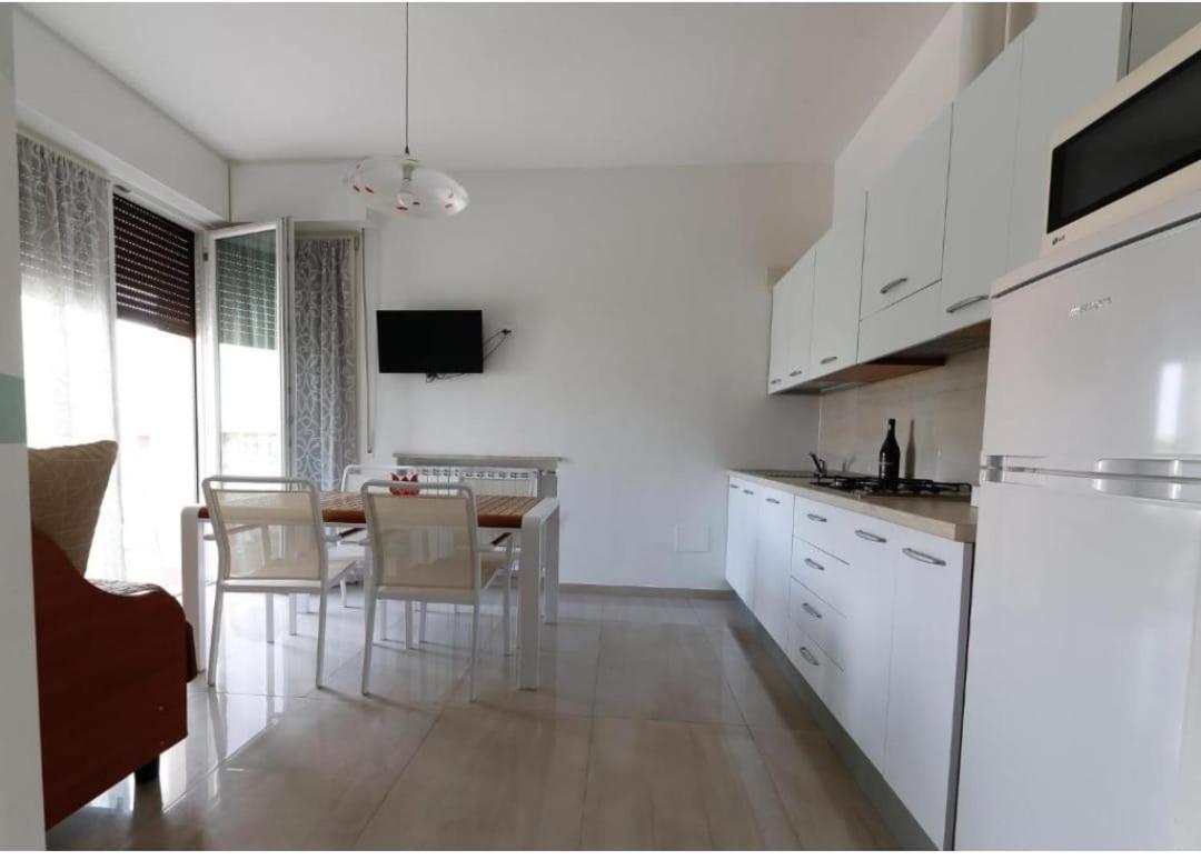Appartamenti Residence Tulipano Сірміоне Екстер'єр фото