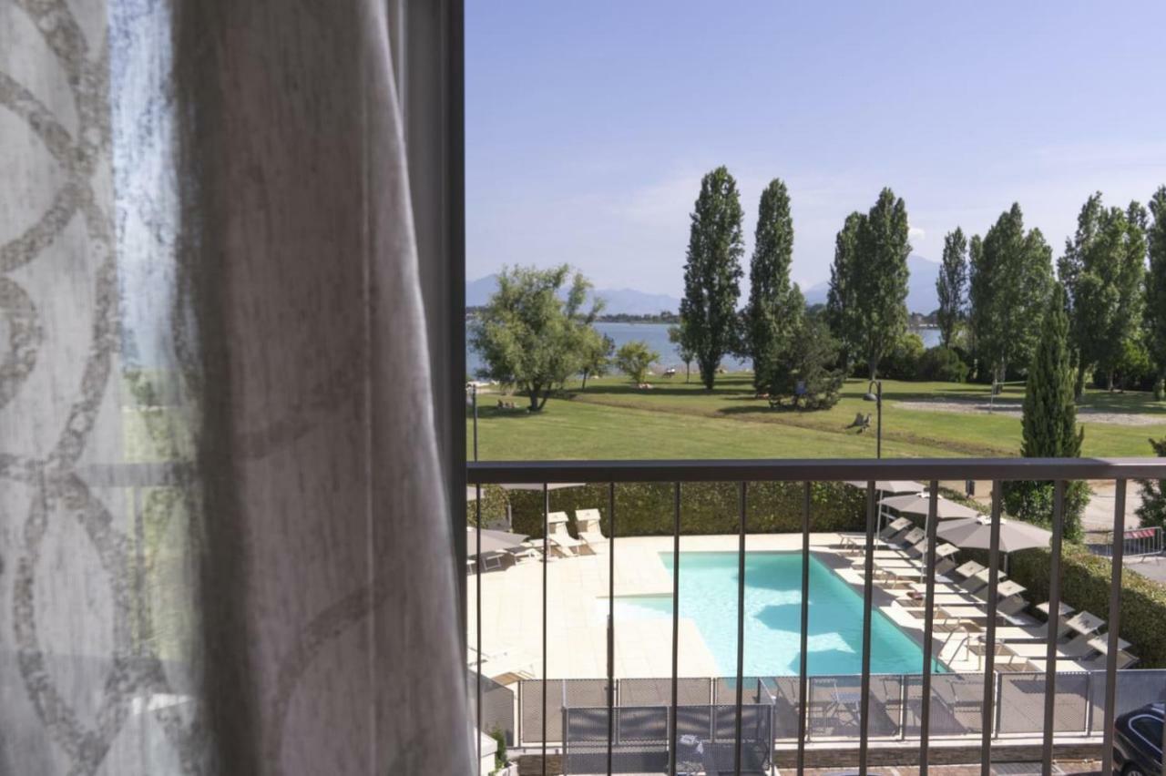 Appartamenti Residence Tulipano Сірміоне Екстер'єр фото