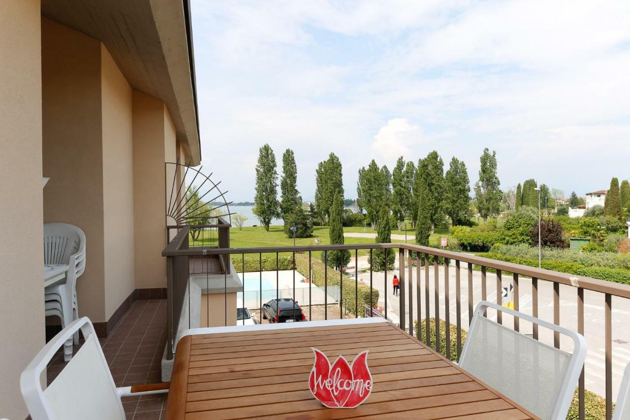 Appartamenti Residence Tulipano Сірміоне Екстер'єр фото