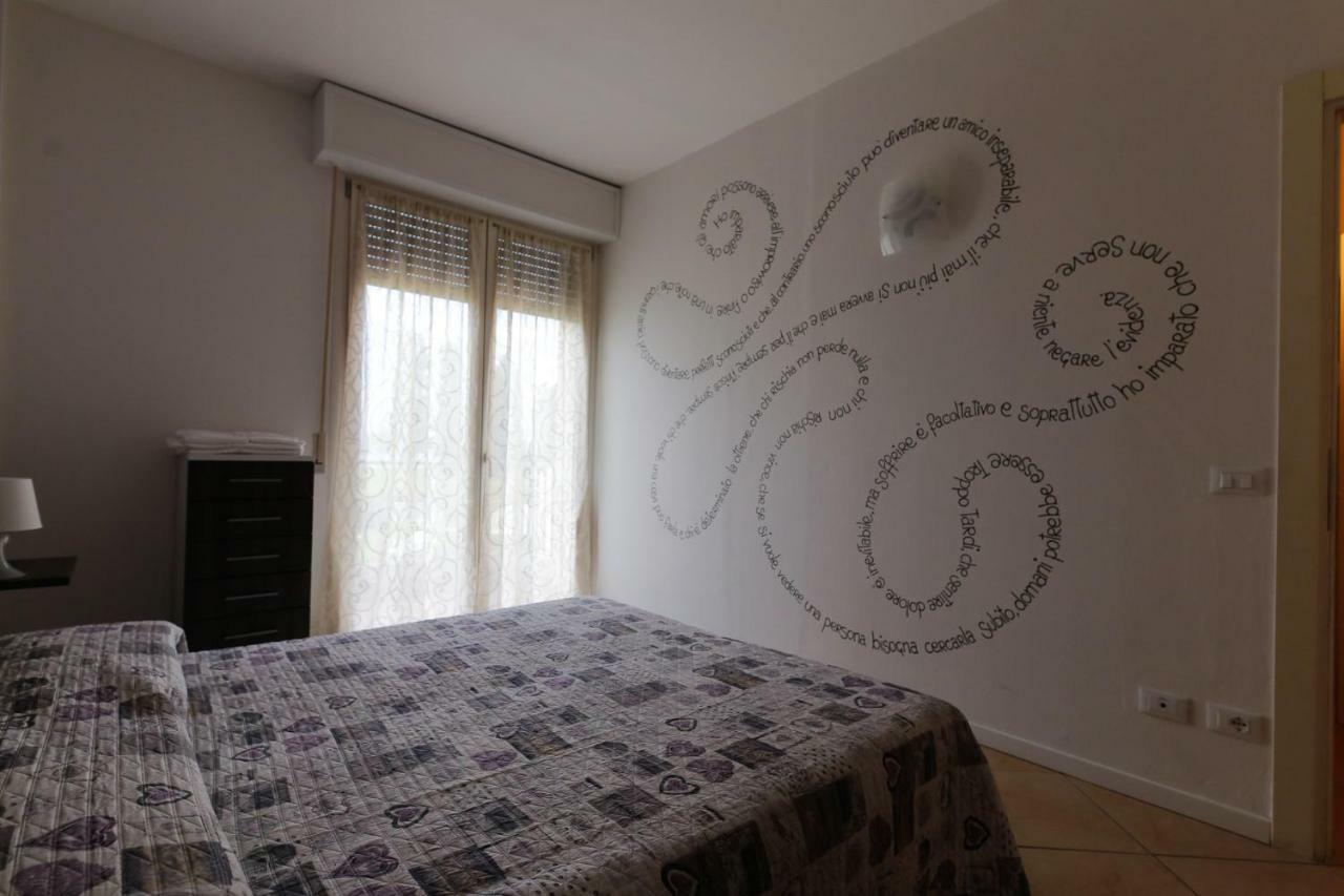 Appartamenti Residence Tulipano Сірміоне Екстер'єр фото